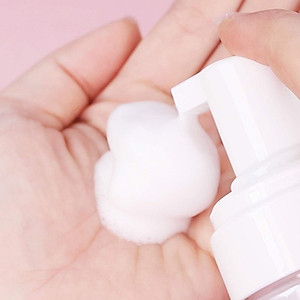Foaming facial cleanser
